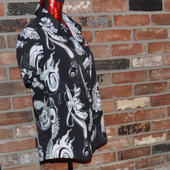 Dixxon Flannel Co Rat Rod Short Sleeve Button-up Top Shirt All Over Print S - Picture 2 of 8